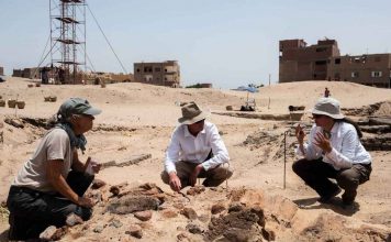 Arkeologlar Mısır’da 5000 Yıllık Endüstriyel Bira Fabrikası Keşfetti